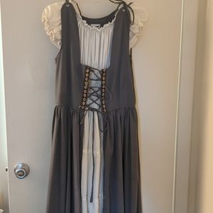 Women's Renaissance Dress Costume